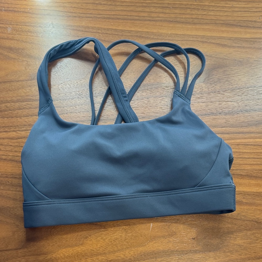 Women's Strappy Sports Bra - grey